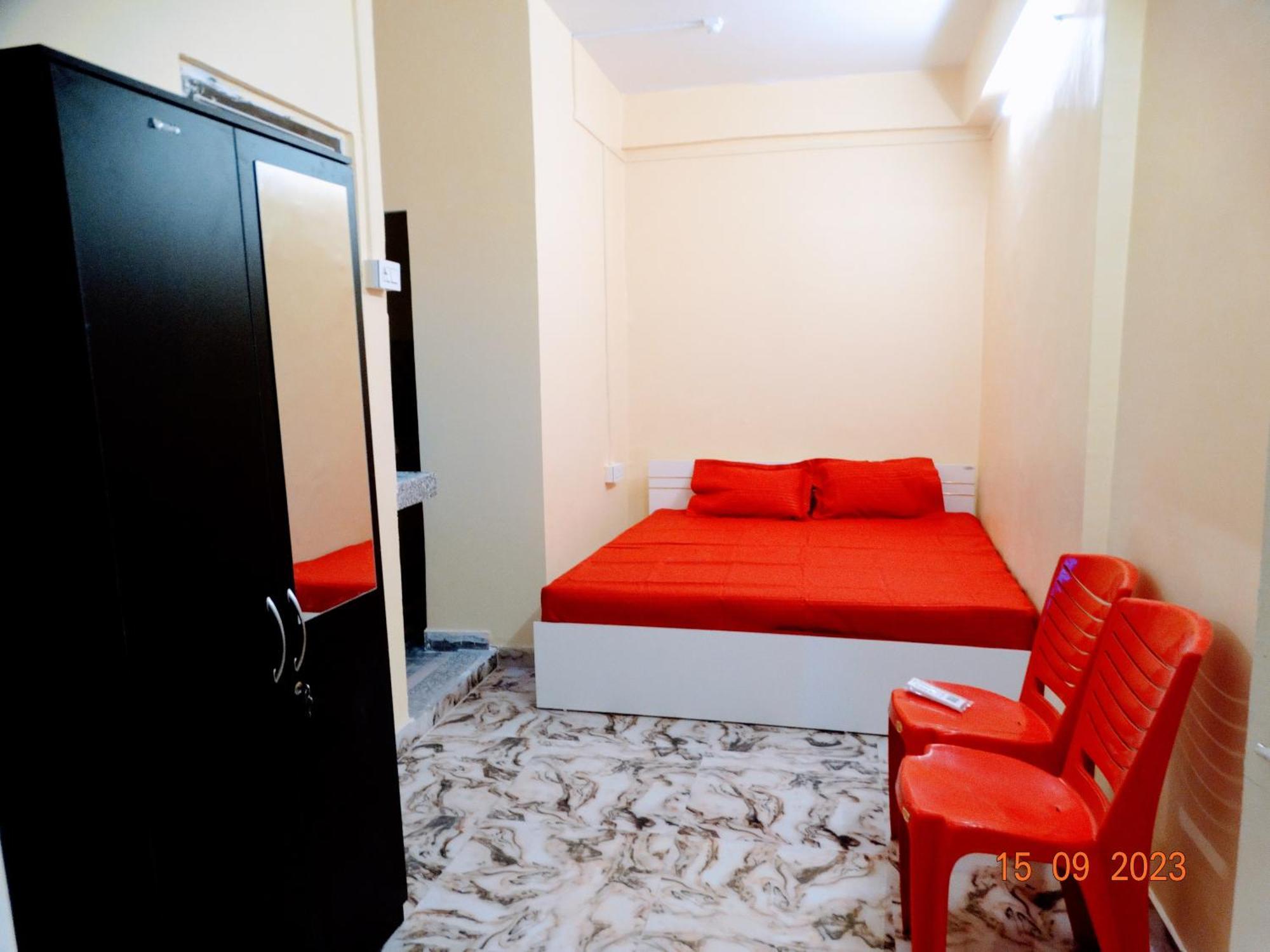 Shree Ram Sia Hotel An Unit Of Shree Ram Sia Trading And Residency Gaya Dış mekan fotoğraf