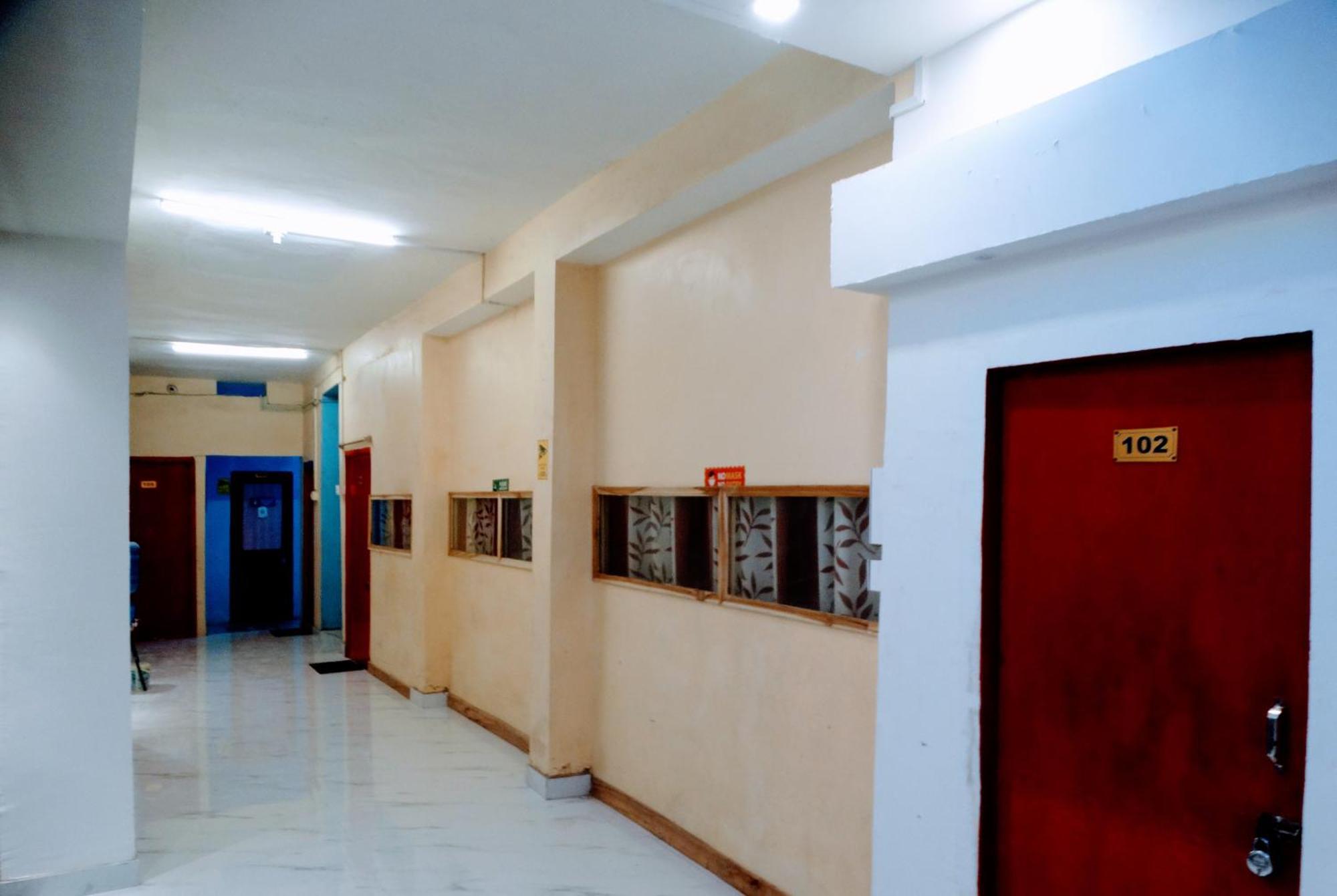 Shree Ram Sia Hotel An Unit Of Shree Ram Sia Trading And Residency Gaya Dış mekan fotoğraf